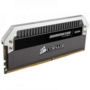 Corsair RAM-geheugen: CMD32GX4M4B3600C16 - Zwart, Zilver