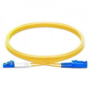 Microconnect fiber optic kabel: LC/UPC-E2000/UPC 1m 9/125 OS2