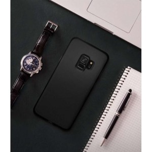 Hoesje Samsung Galaxy S9 - Spigen Liquid Crystal Case - Zwart